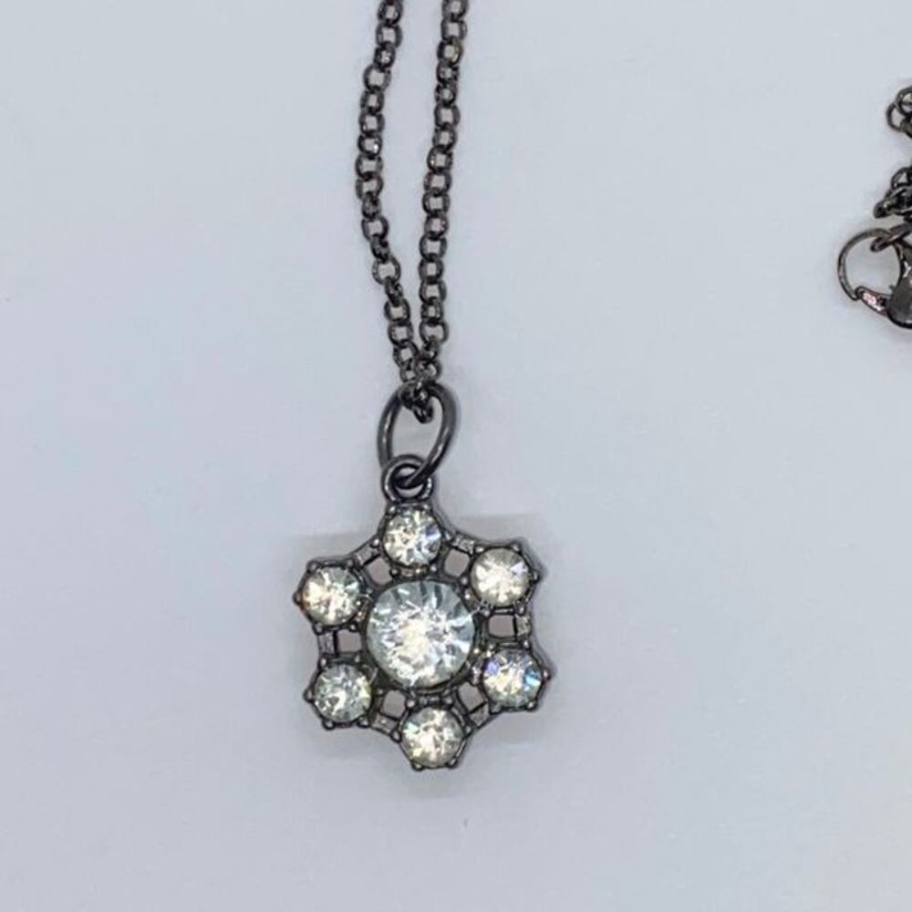 Black-Tone Rhinestone Pendant Necklace - Picture 4 of 6